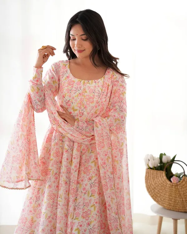Light_Pink_Pure_Chiffon_Floral_Print_Fabric_Fully_Flair_Anarkali_With_Dupatta_And_Pant_Ready_To_Wear