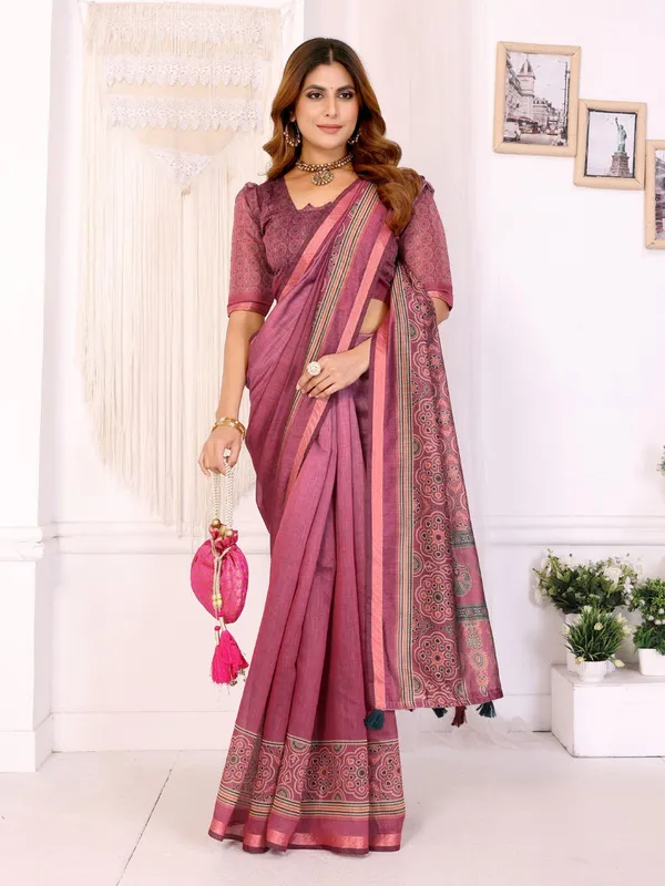 Rosewood_Pink_Elegance_Chanderi_Saree_With_Ethnic_Motif_Border_For_Women