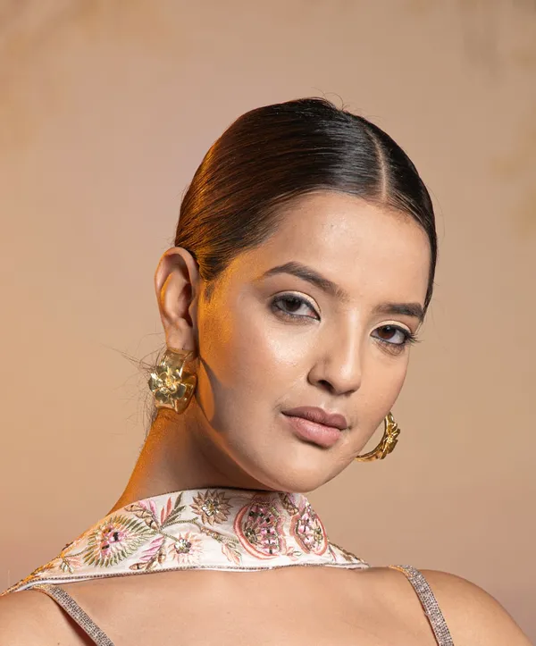 Flower_Hoop_Earring