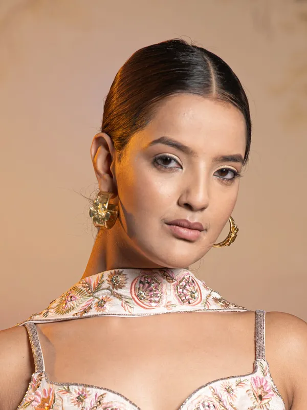 Flower_Hoop_Earring