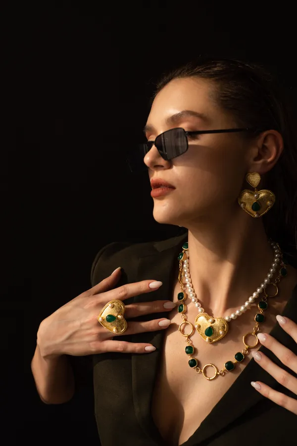 18K_Gold_Plated_Ethereal_Heart_Pearl_Necklace