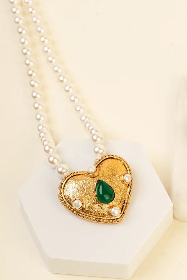 18K_Gold_Plated_Ethereal_Heart_Pearl_Necklace