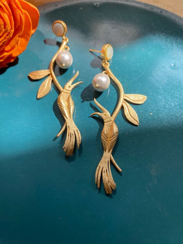 Bird_Pearl_Earring