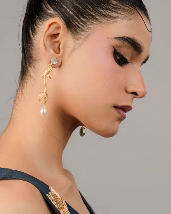 Gold_Stylish_Fish_Shape_Drop_Elegant_Ocean_Theme_Earrings_For_Women