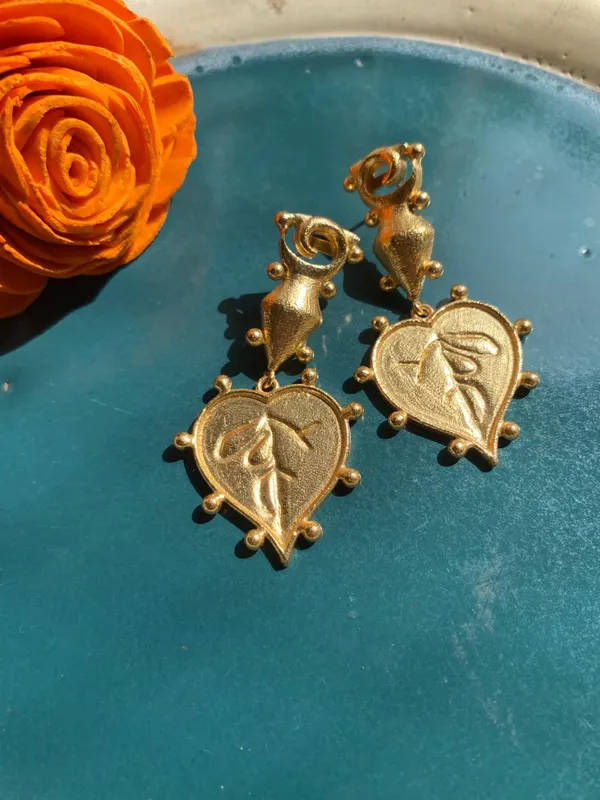 Fuzzy_Heart_Jewellry