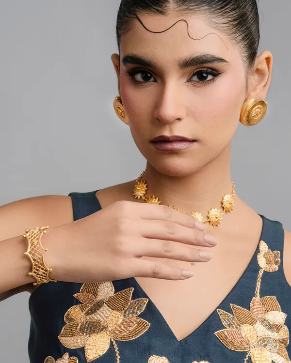 18K_Gold_Plated_Moonveil_Bracelet_For_Women