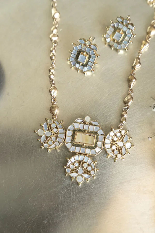 18K_Gold_Plated_Studded_Necklace_Set_For_Women