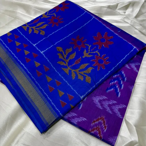 Magenta_Ikkat_Silk_Saree_With_Blouse_Piece_For_Women