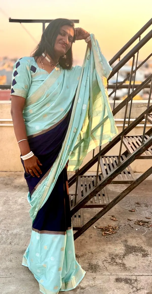 Sea_Green_With_Indigo_Pure_Crepe_Silk