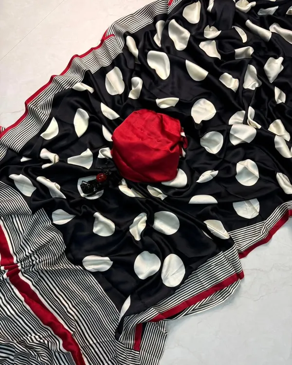Black_Modal_Silk_Saree_With_Blouse_Piece__For_Women_Wear_All_Occasion