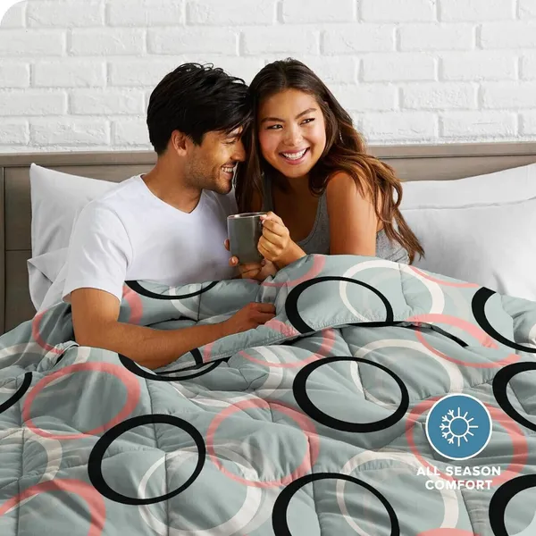 Blue_Microfiber_Geometric_Ac_Blanket_For_Adults