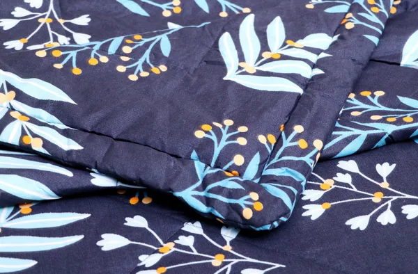 Blue_Cotton_Floral_Bedding_Set_For_Adults