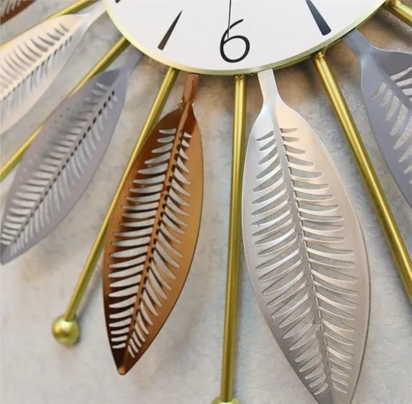 Gold_Luxury_Large_Metal_Wall_Clock_For_Living_Room_Combo_Set