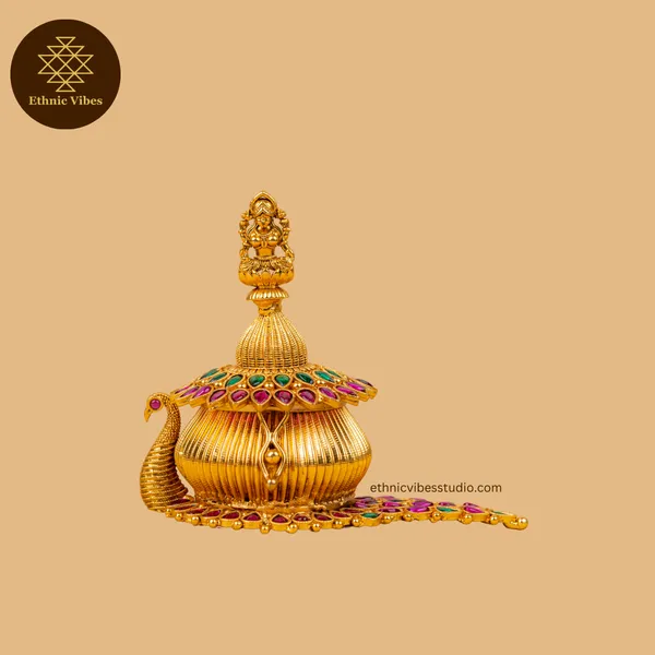 Gold_Pure_Brass_Premium_Sindoor_Box_For_Puja