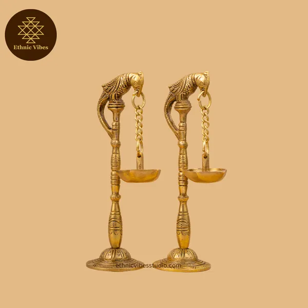 Gold_Pure_Brass_Premium_Hanging_Diya_For_Puja_Decor