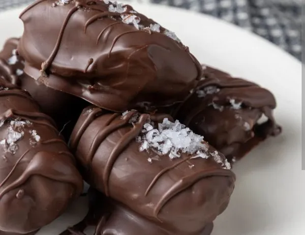 Premium_Chocolate_Dates