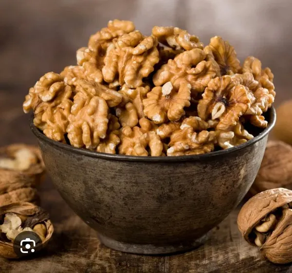 Premium_Walnuts_Giri