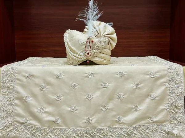 Champagne_Golden_Grooms_Pagdi_With_Mirror_Work_Safa_&_Pearl_Kalgi