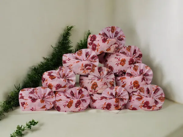 Elegant_Pink_Floral_Baraati_Pagdi_(Pack_Of_10)
