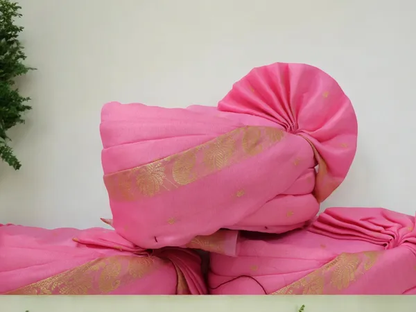 Pink_Baraati_Pagdi_With_Golden_Border_(Pack_Of_10)