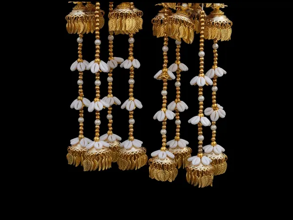 Regal_Golden_Bridal_Kaleera_With_Pearl_&_Leaf_Tassels