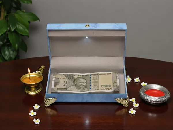 Royal_Blue_Peacock_Cash_Box
