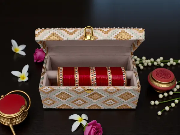 Handcrafted_Pearl_&_Brocade_Chooda_Box_-_Blue