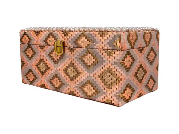 Handcrafted_Pearl_&_Brocade_Chooda_Box_-_Pink