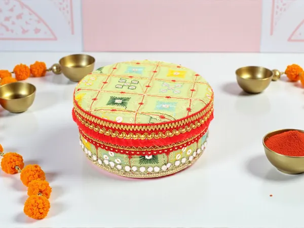 Rajwada_Handcrafted_Laddoo_Box_-_Pista