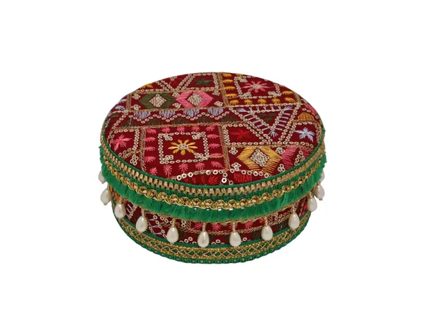 Zardozi_Handcrafted_Laddoo_Box_-_Maroon