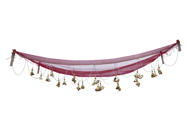 Golden_Floral_Hangings_&_Bead_Chains_Bridal_Entry_Chadar