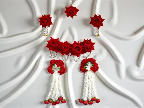 White-Red_Rose_Floral_Jewellery_Set