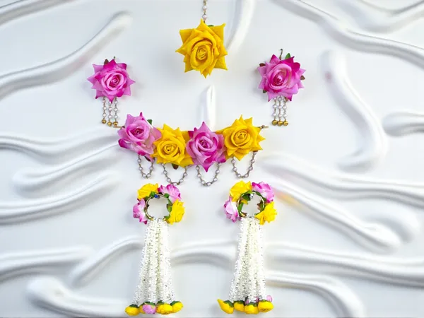 Pink-Yellow_Rose_Floral_Jewellery_Set