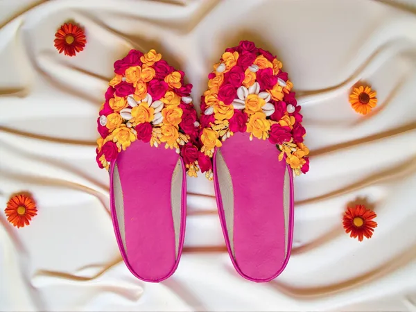 Sundar_Phool_Floral_Juti