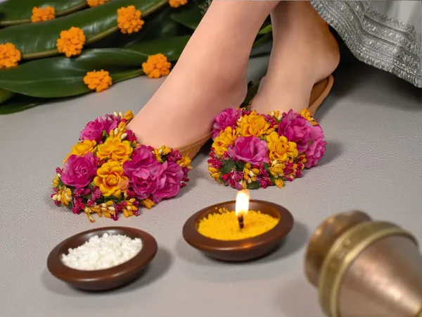 Genda_Gulabo_Floral_Juti