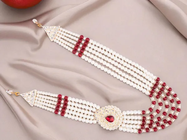 Subtle_Pearl_&_Bead_Grooms_Mala_With_Statement_Pendant_-_Red