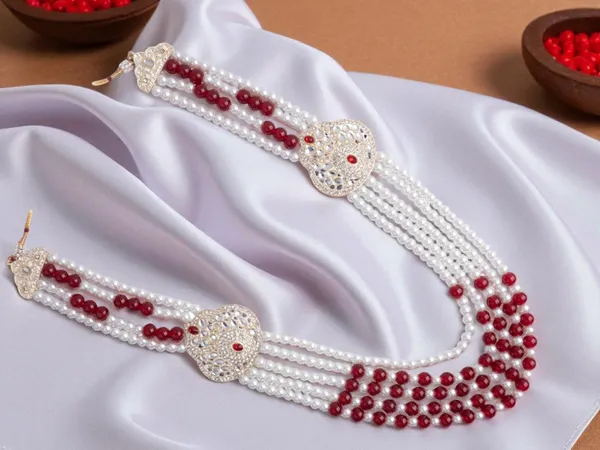 Red_&_White_Bead_Triple-Layer_Groom_Mala_With_Kundan_Side_Pendants