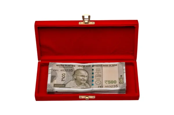 Gold_Embossed_Ornate_Cash_Box