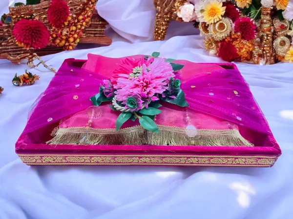 Premium_Pink_Velvet_Packing_Tray_with_Floral_Velcro_Belt