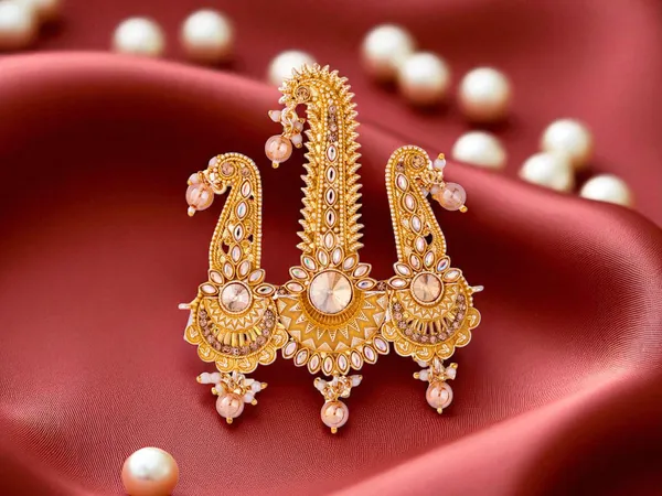 Royal_Triple-Design_Groom_Kalgi_With_Gold_Detailing