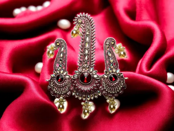 Royal_Triple-Design_Groom_Kalgi_With_Gold_Detailing