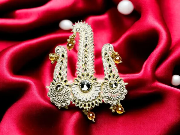 Royal_Triple-Design_Groom_Kalgi_With_Gold_Detailing
