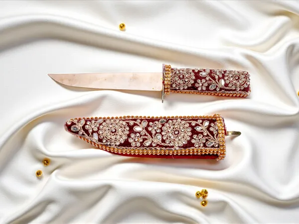 Royal_Marron_Embroidered_Kataar
