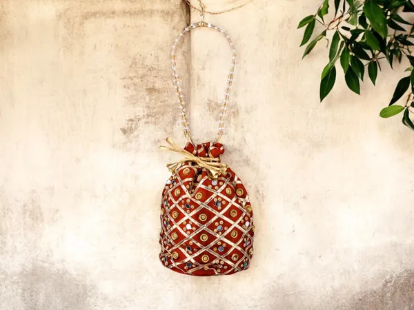 Embellished_Silk_Potli_Bag_With_Beaded_Handle