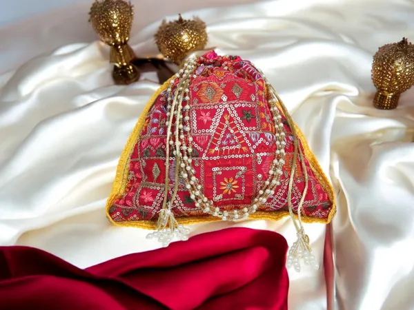 Phulkari_Handcrafted_Potli_-_Rani-Pink