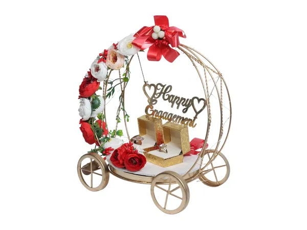 Scarlet_Romance_Engagement_Ring_Platter
