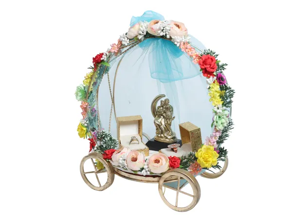 Carriage_Of_Love_Engagement_Ring_Platter