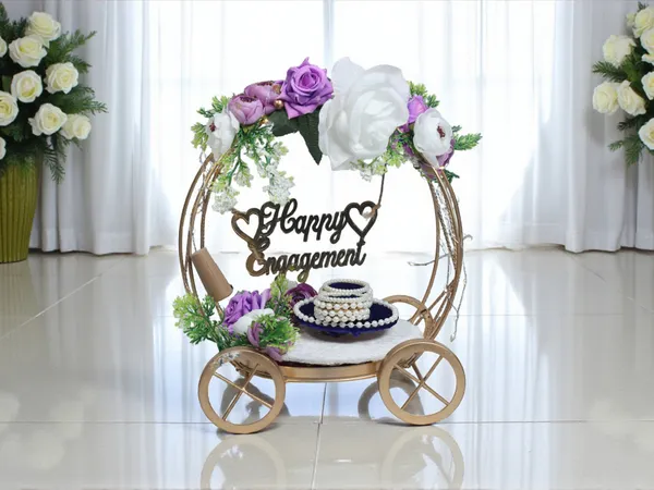 Royal_Bloom_Engagement_Ring_Platter