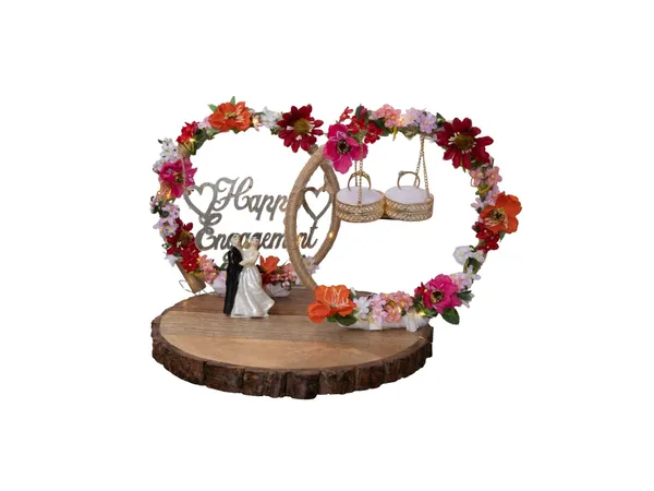 Floral_Heart_Design_&_Figurine_Engagement_Ring_Platter