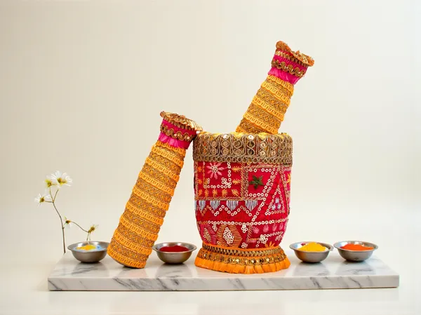 Phulkari_Handcrafted_Okhal_Musal_-_Rani_Pink